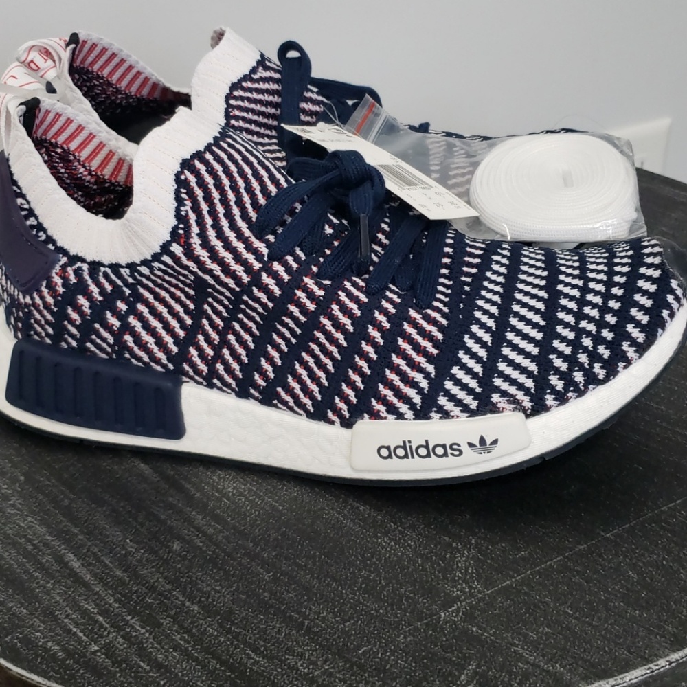 Adidas nmd r1 d96821 brand new